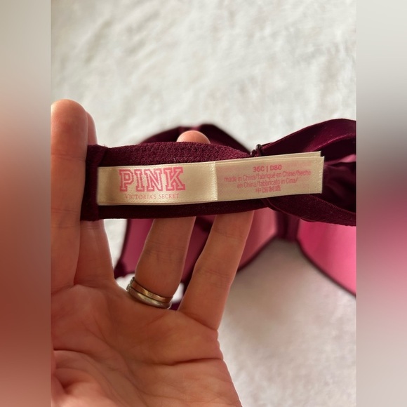 Victoria’s Secret Lightly Lined Tshirt Bra​ - Picture 3 of 3